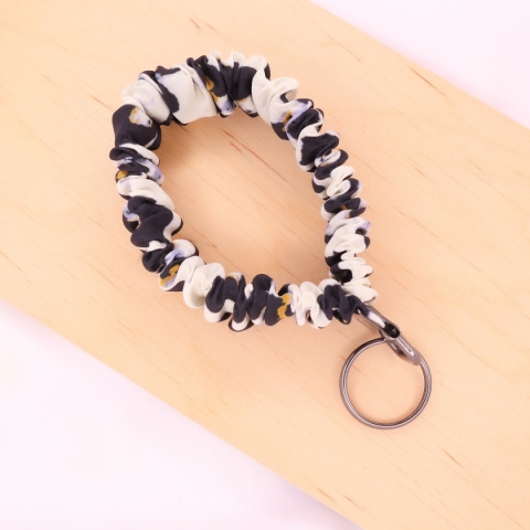 Brelok satynowy panterka