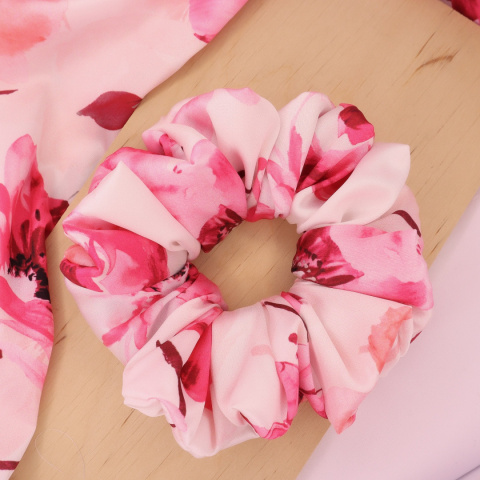 Gumka do włosów - scrunchie L różowe kwiaty Gumka do włosów - scrunchie L różowe kwiaty