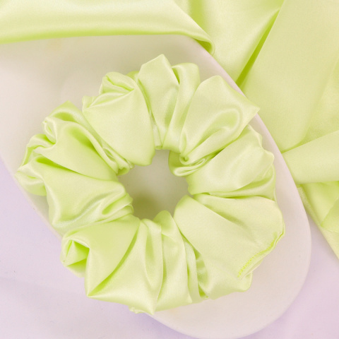 Gumka do włosów - scrunchie L seledynowa Gumka do włosów - scrunchie L seledynowa