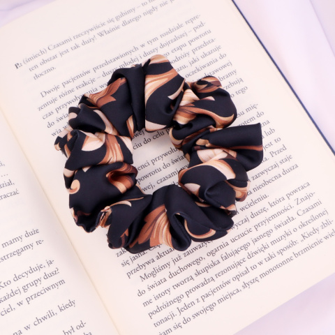 Gumka do włosów - scrunchie M czarna finezja Gumka do włosów - scrunchie M czarna finezja