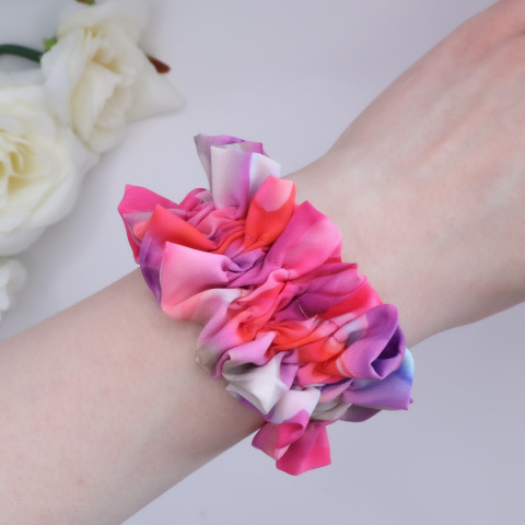 Gumka do włosów scrunchie z falbanką pink mirage
