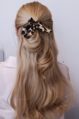 Gumka do włosów - scrunchie z uszkami panterka